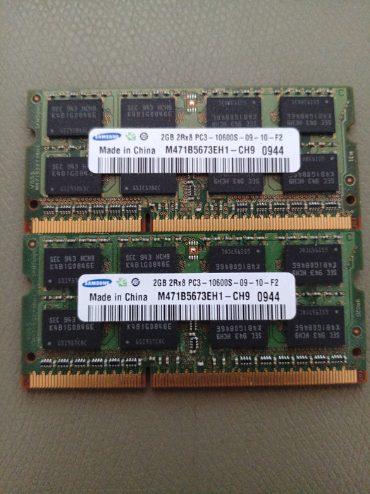 Samsung 2GB Arbeitsspeicher RAM SO-Dimm 10600 DDR3